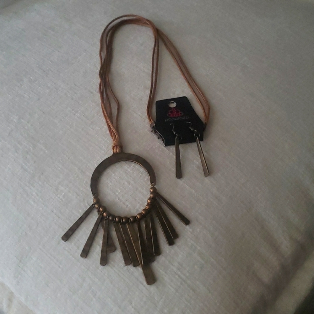 Necklace set
